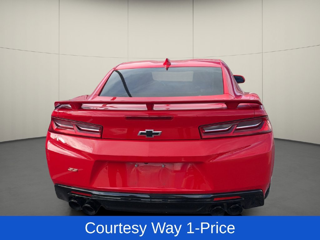 Used 2017 Chevrolet Camaro SS RWD image 6