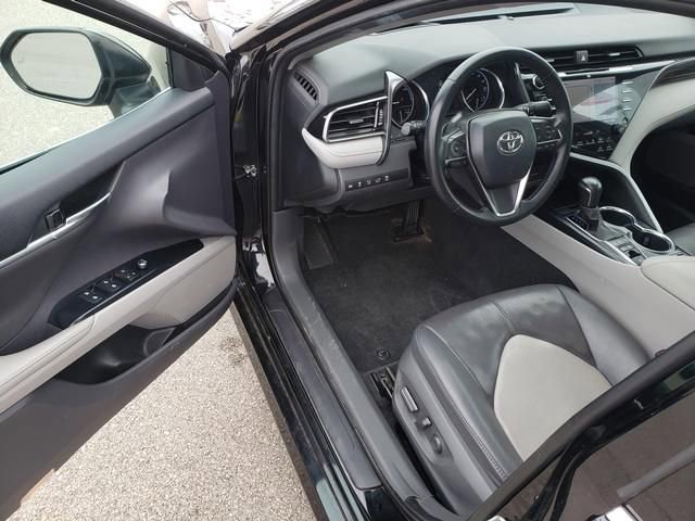 Used 2020 Toyota Camry XLE w/ Driver Assist Package image 9