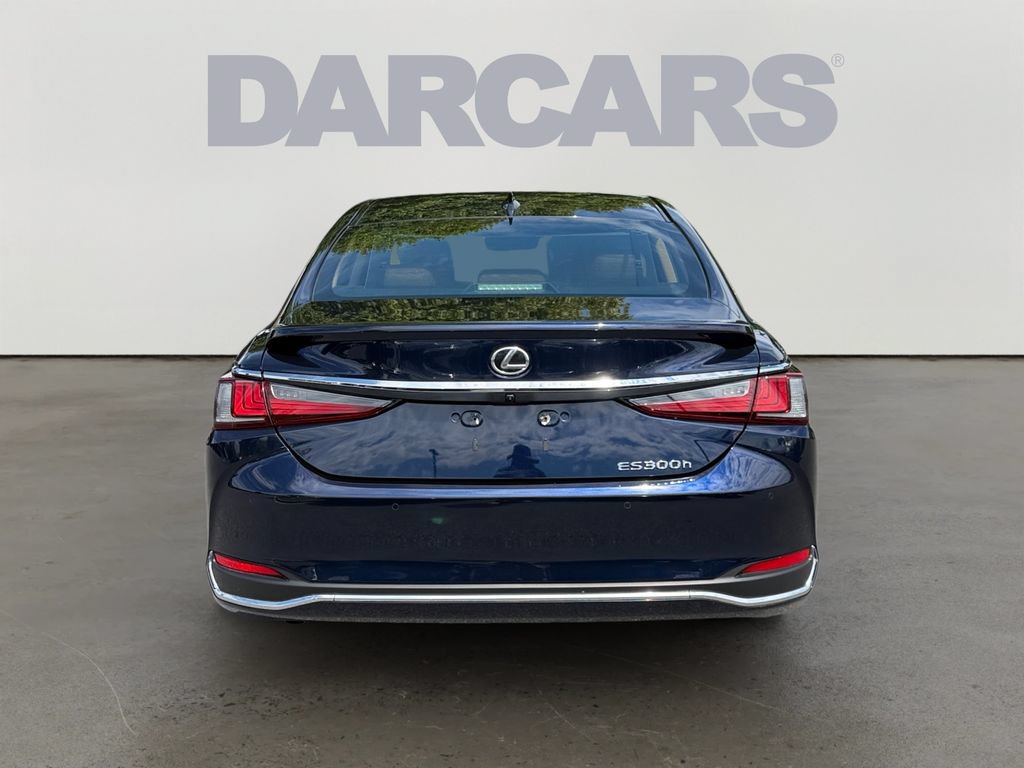 Certified 2023 Lexus ES 300h w/ Accessory Package (Z1) FWD image 4