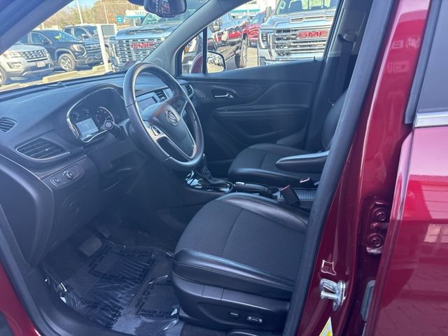 Used 2022 Buick Encore Preferred w/ Safety Package image 13