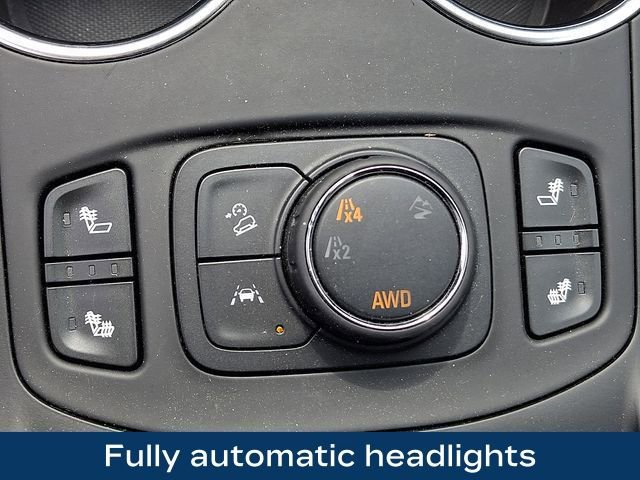 Used 2024 GMC Terrain SLT image 16