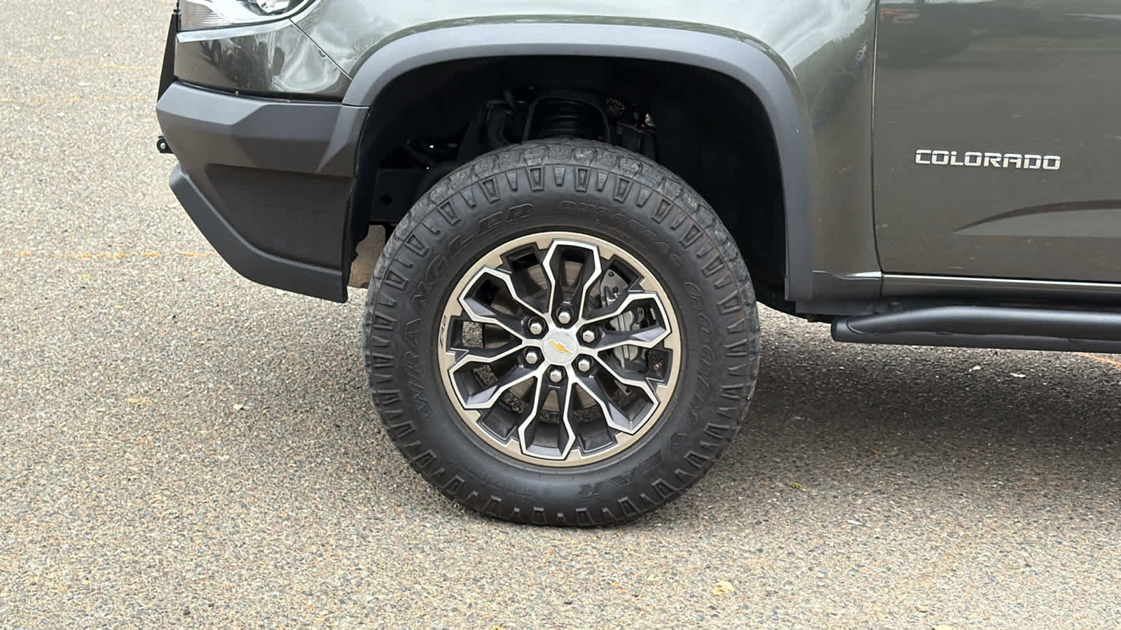 Used 2017 Chevrolet Colorado ZR2 image 9