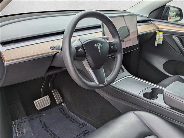 Used 2023 Tesla Model Y Long Range image 10