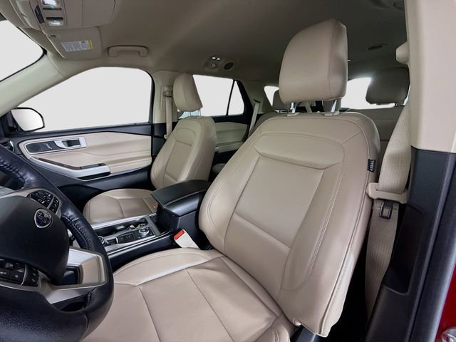 Used 2021 Ford Explorer XLT w/ Equipment Group 202A image 21