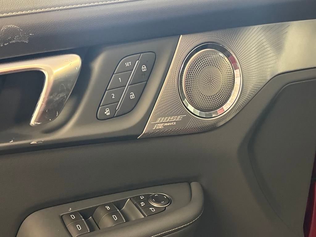 New 2025 Buick Enclave Avenir w/ Super Cruise Package image 22