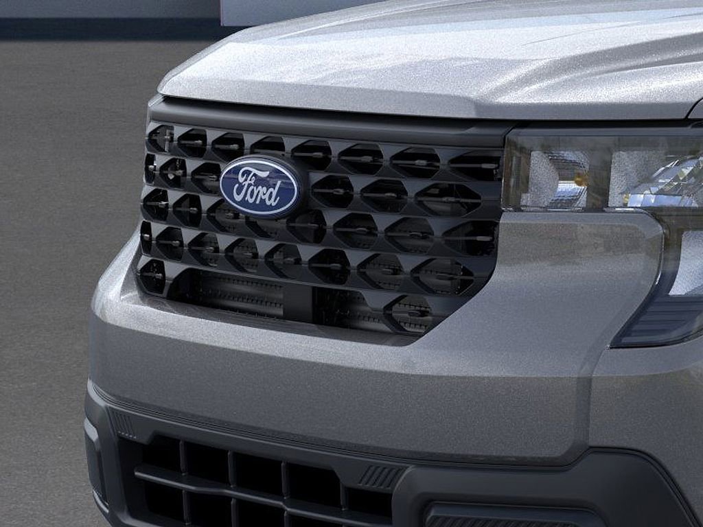 New 2025 Ford Maverick XL image 18