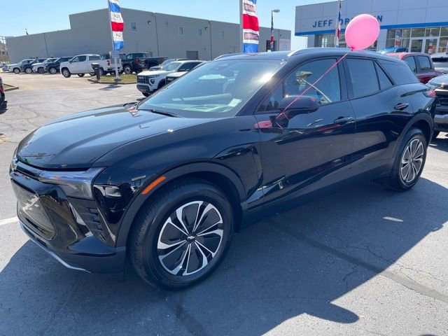 New 2026 Chevrolet Blazer EV LT FWD image 2