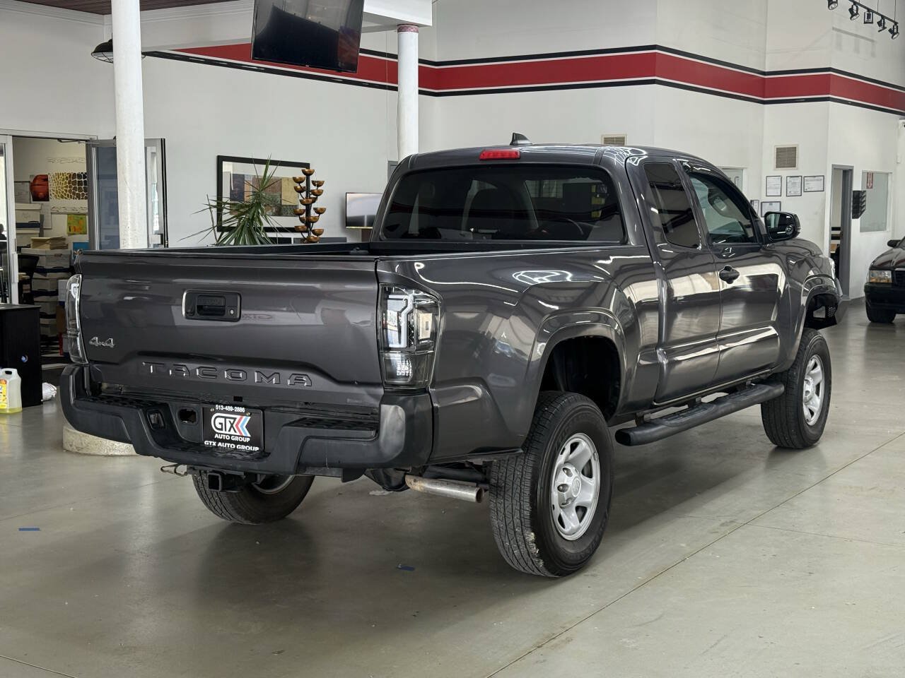 Used 2021 Toyota Tacoma SR AWD/4WD image 2