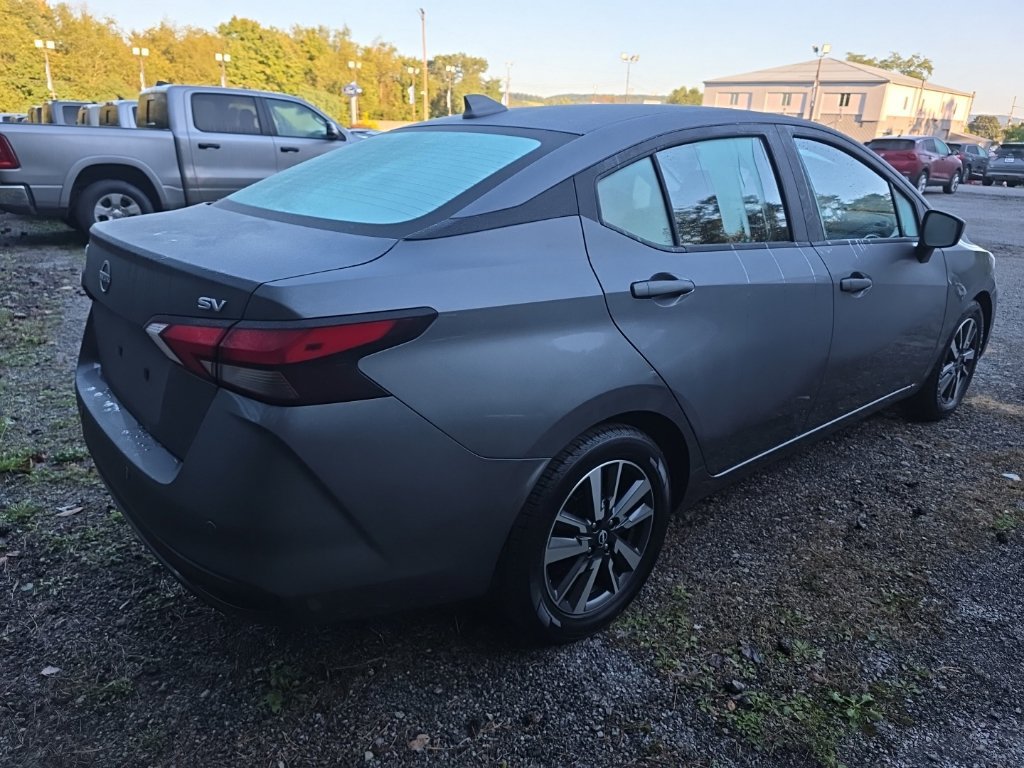 Used 2024 Nissan Versa SV FWD image 8