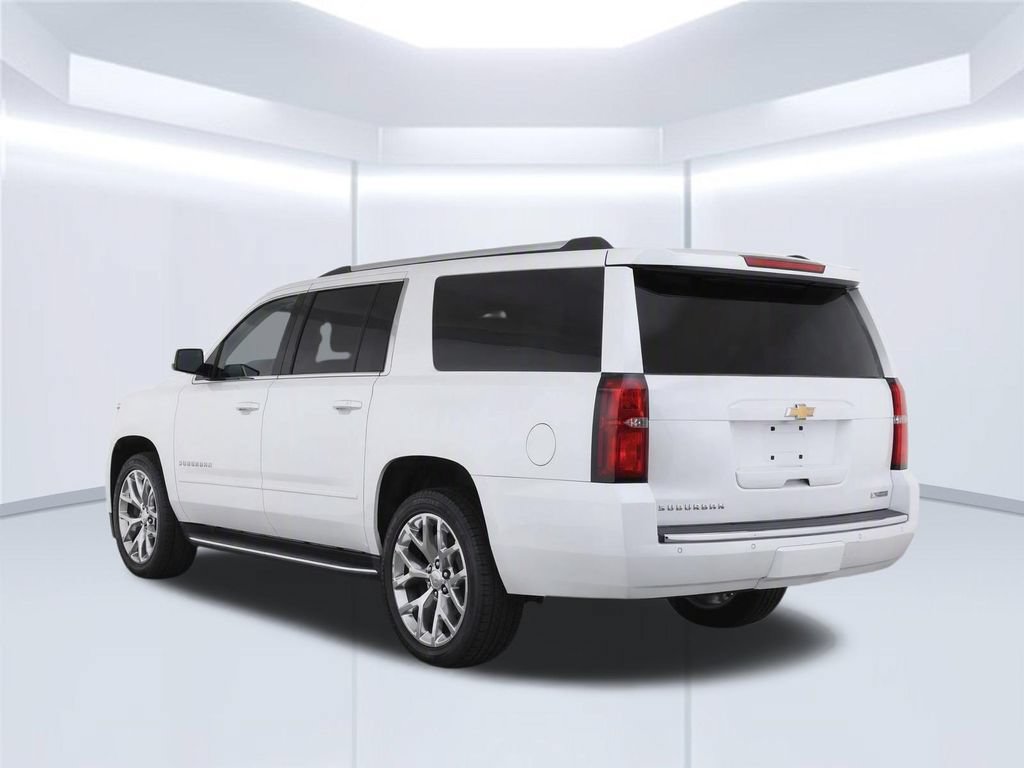 Used 2018 Chevrolet Suburban Premier RWD image 5