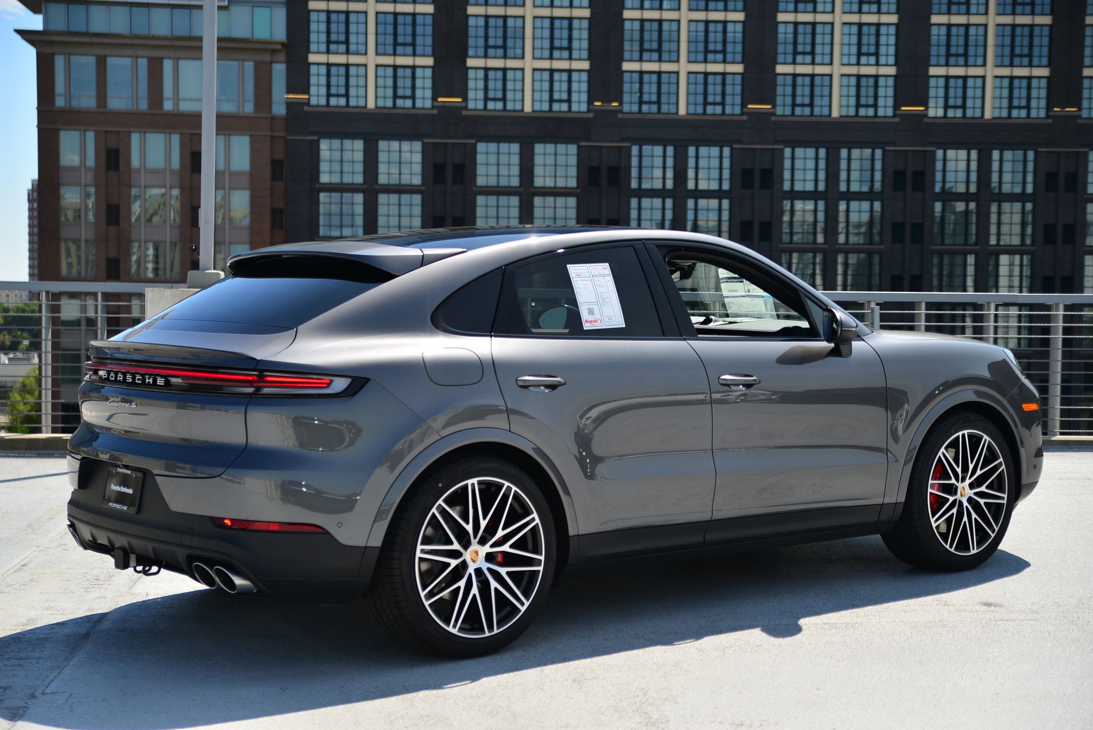 Used 2026 Porsche Cayenne S image 9