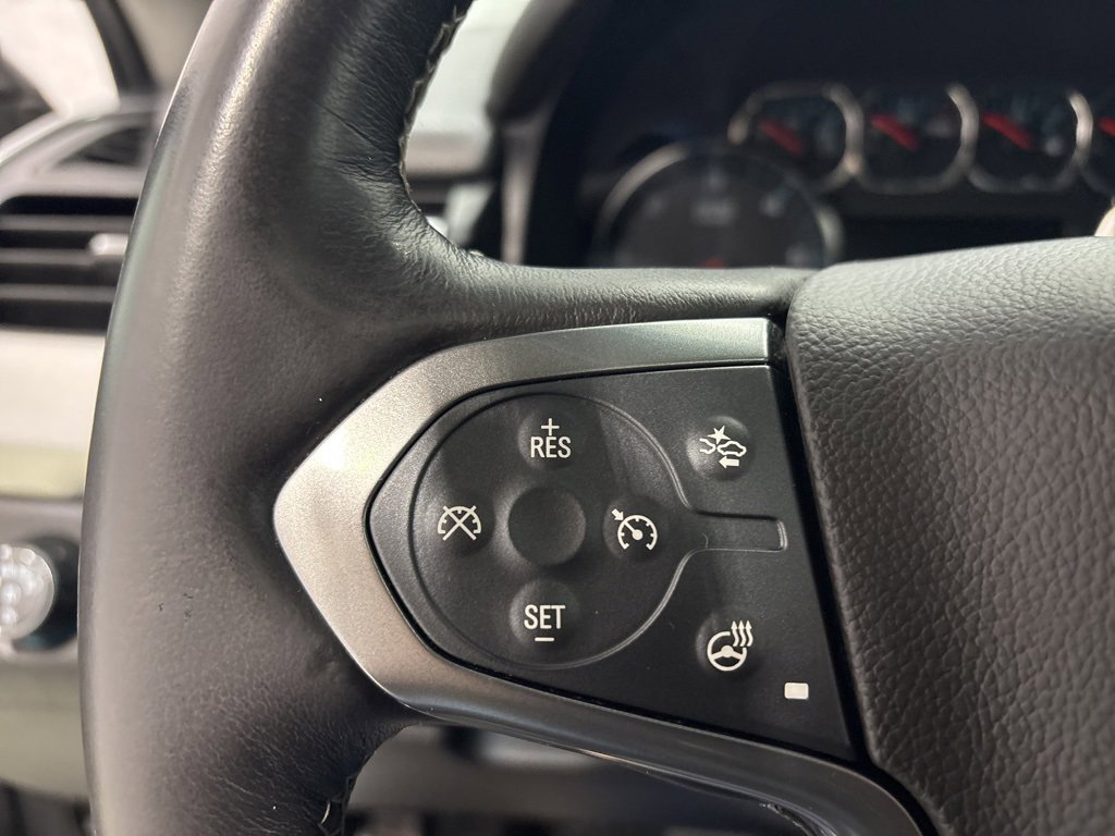 Used 2017 Chevrolet Suburban Premier image 25