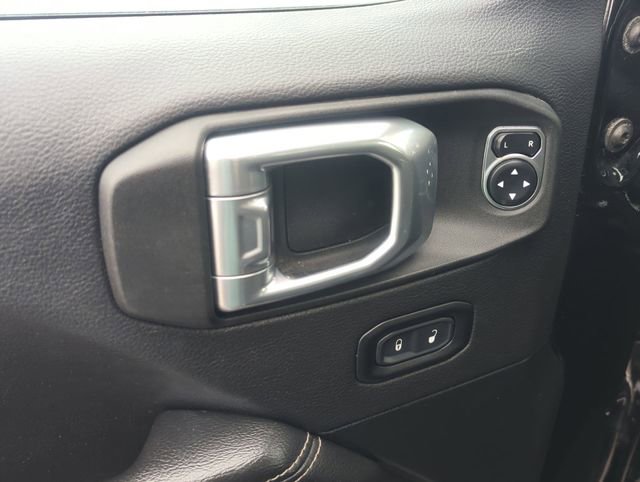 Used 2021 Jeep Wrangler Unlimited Sahara w/ Cold Weather Group image 13