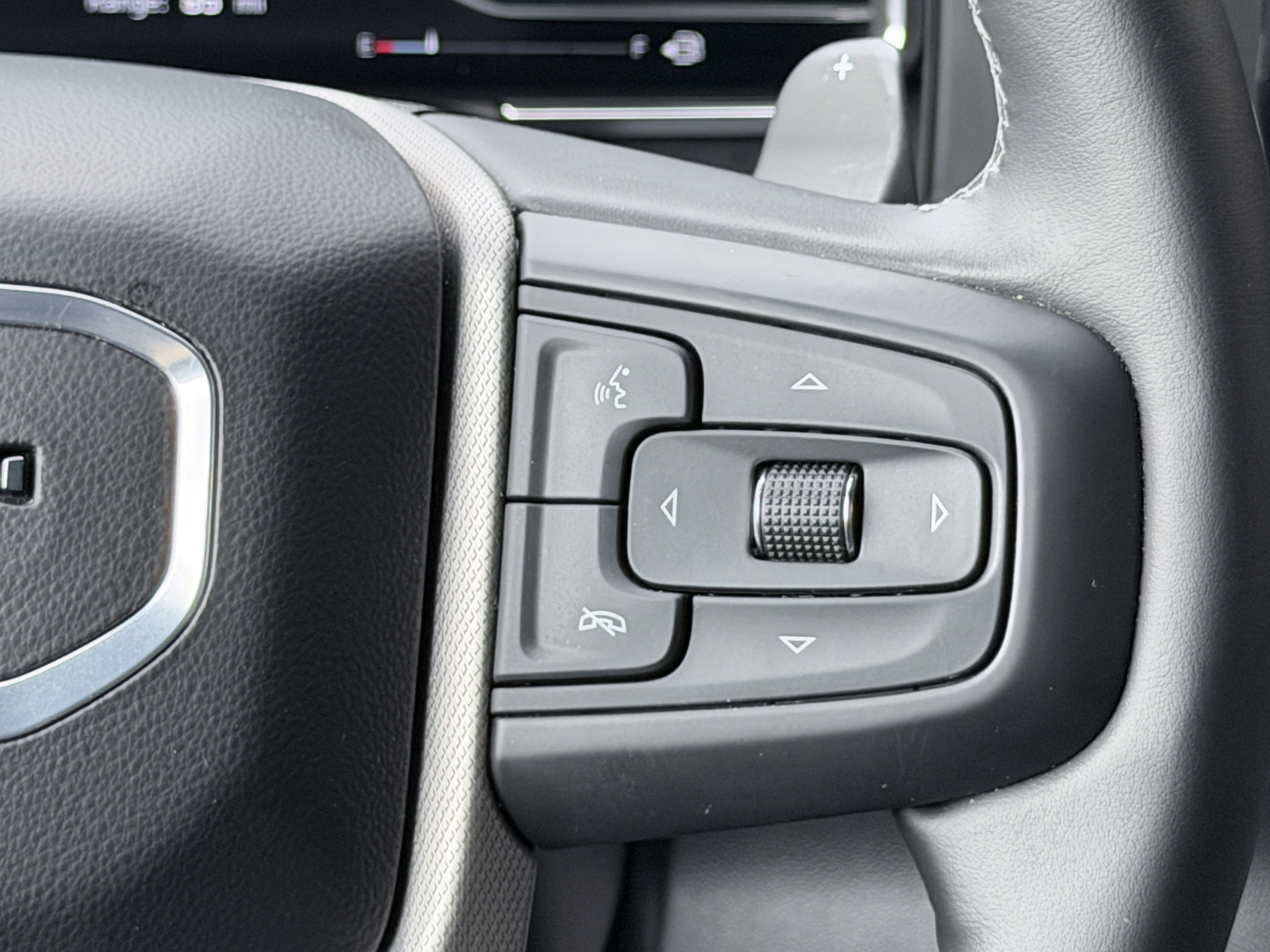 Used 2024 GMC Sierra 1500 Denali w/ Technology Package image 43