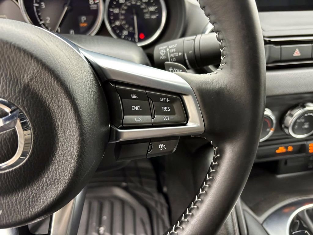 Used 2025 MAZDA MX-5 Miata RF Grand Touring image 18