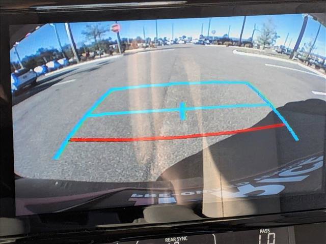 Used 2023 Toyota Sienna LE image 18