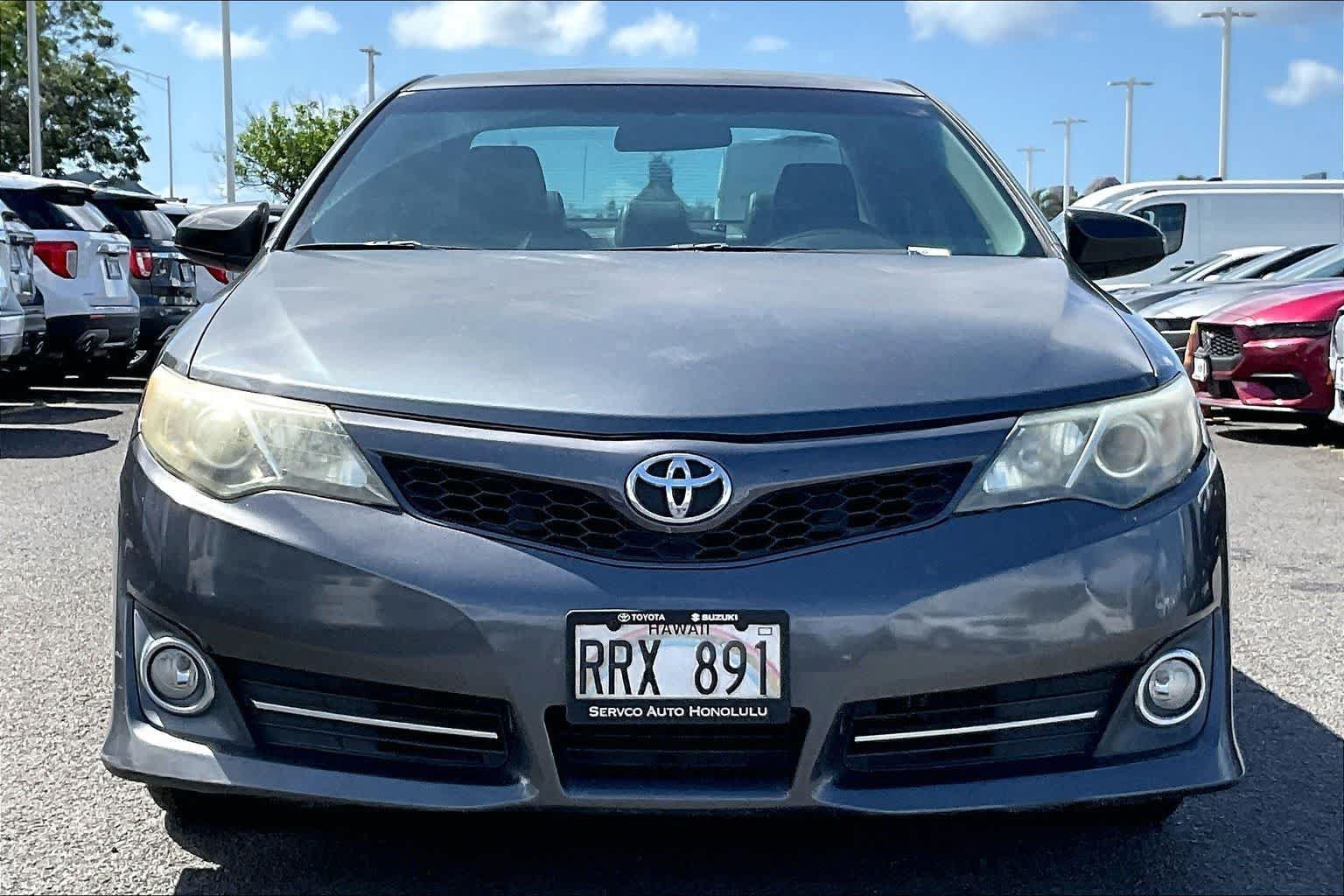 Used 2012 Toyota Camry SE FWD image 6