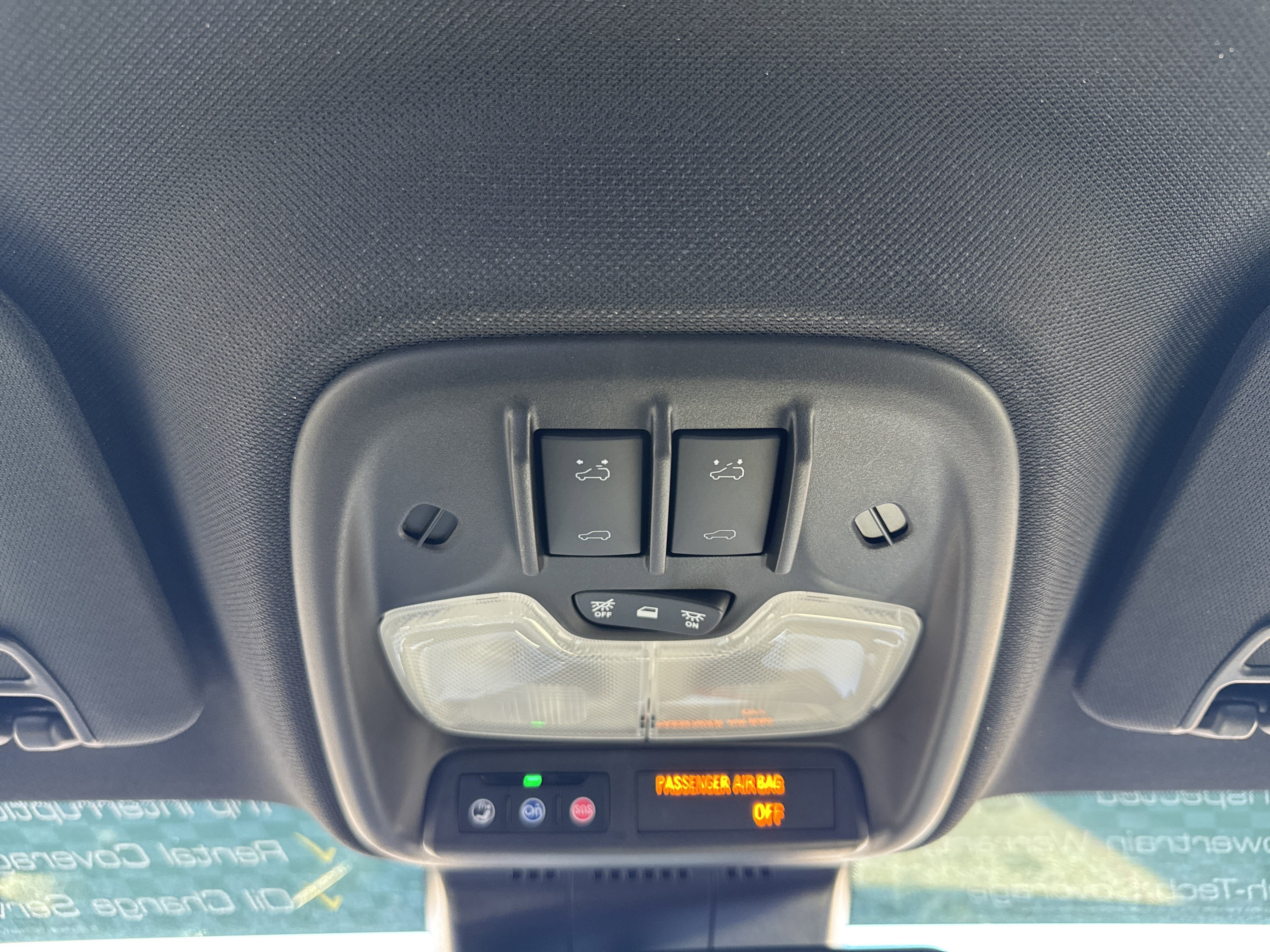 Used 2024 GMC Canyon AT4X image 25