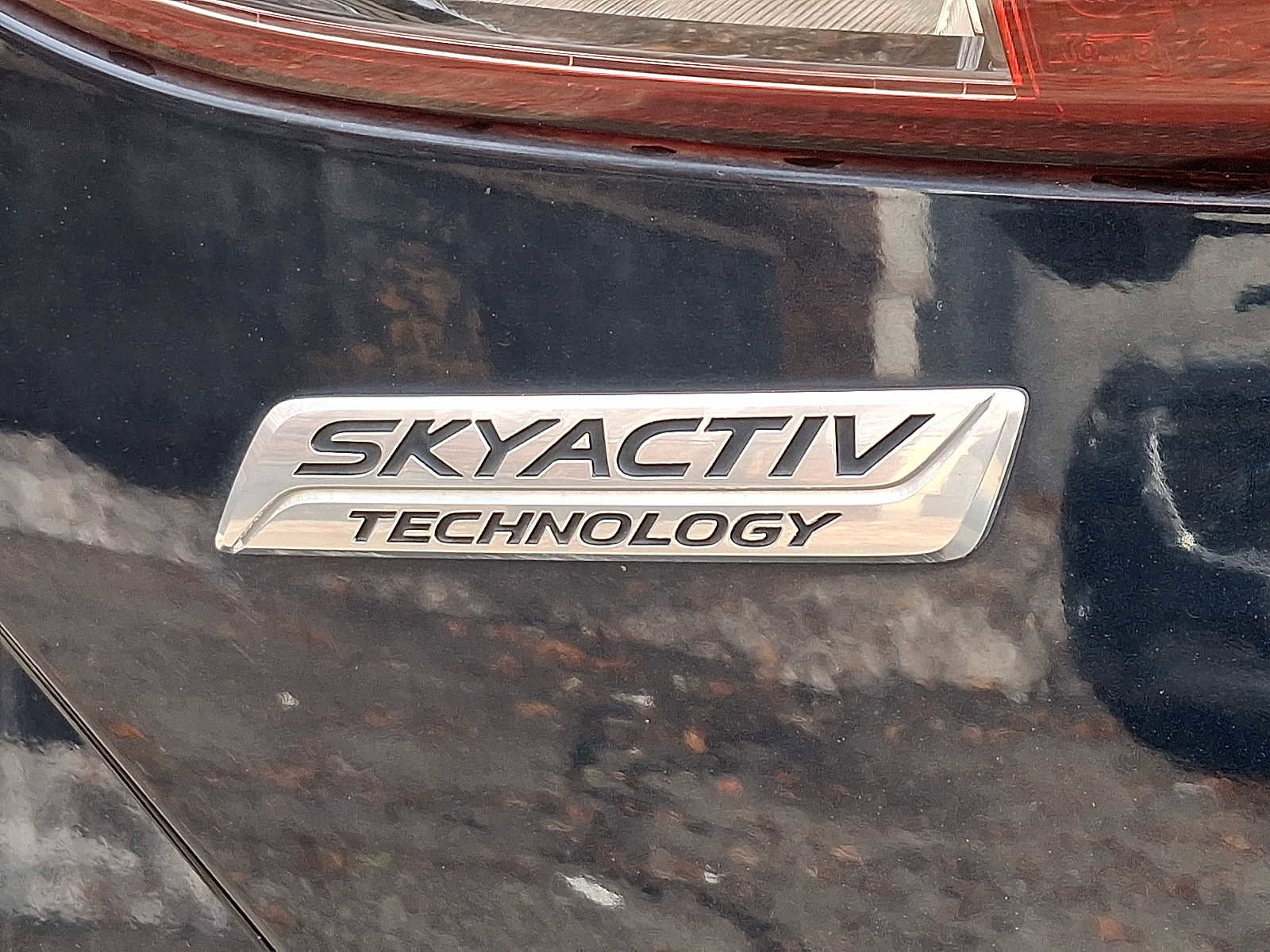 Used 2018 MAZDA MAZDA3 Grand Touring image 30