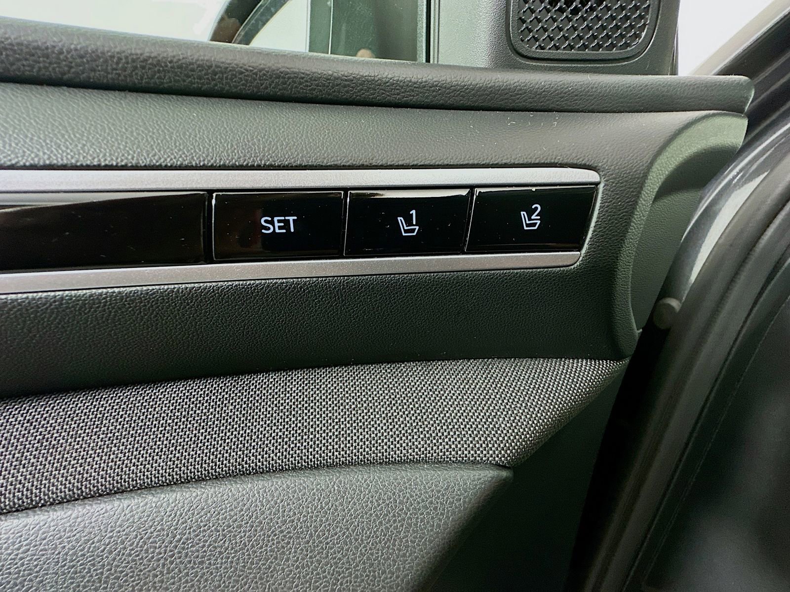 Used 2024 Hyundai Tucson Limited image 36