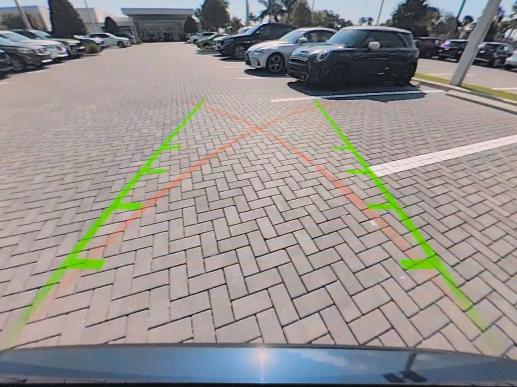 Certified 2024 BMW X5 xDrive40i w/ M Sport Package image 22