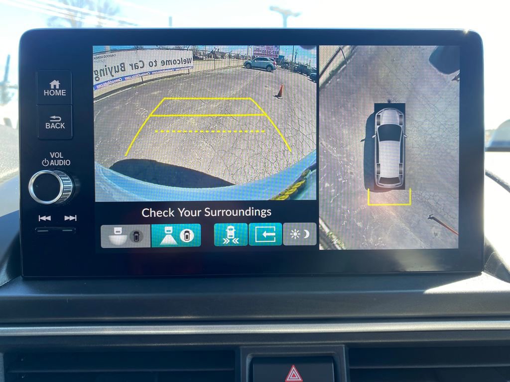 Used 2025 Honda Pilot Elite image 35