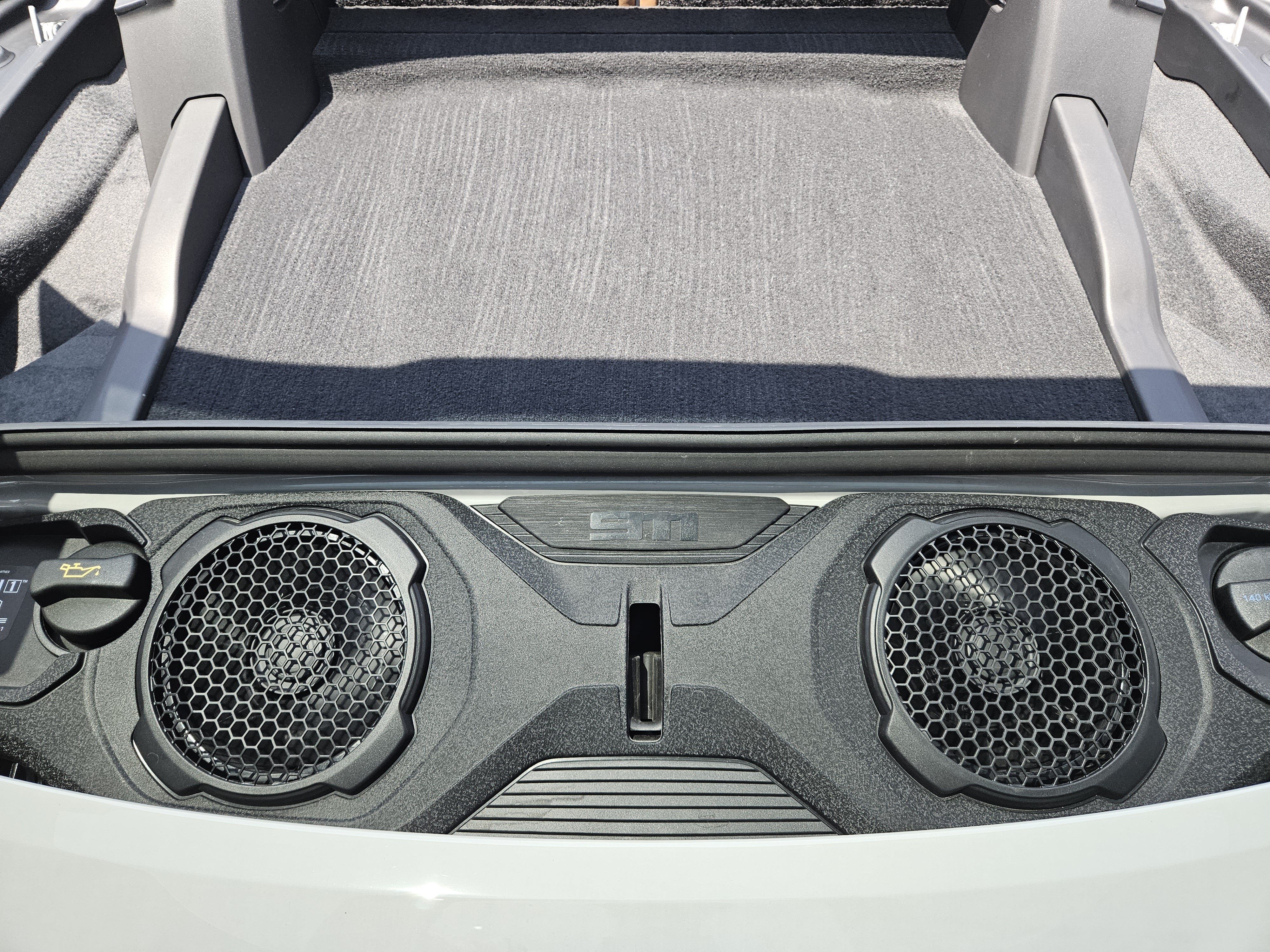 Certified 2026 Porsche 911 Targa 4 GTS AWD/4WD image 31