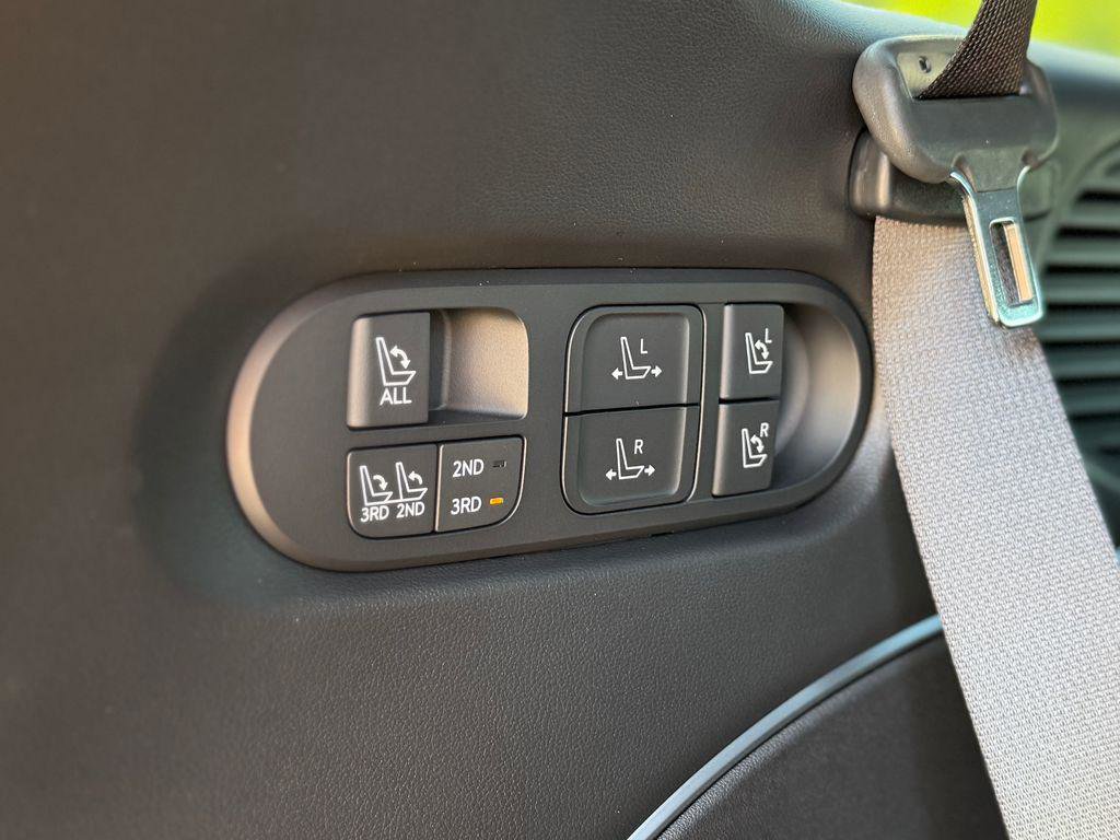 New 2026 Hyundai Palisade Calligraphy image 7