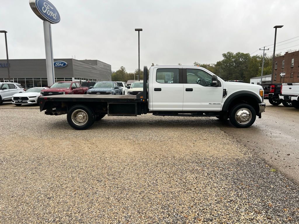 Used 2017 Ford F550 4x4 Crew Cab Super Duty w/ Power Equipment Group image 9