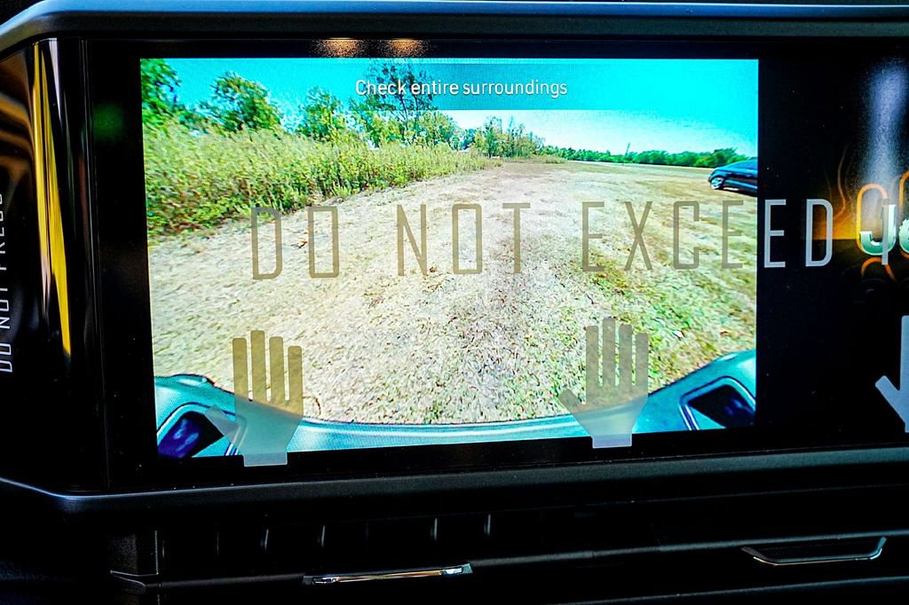 New 2025 Jeep Gladiator Sport image 19