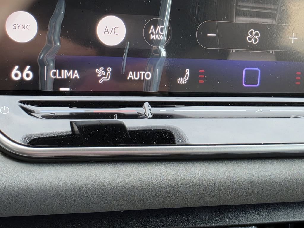 New 2026 Volkswagen Tiguan SE R-Line image 15