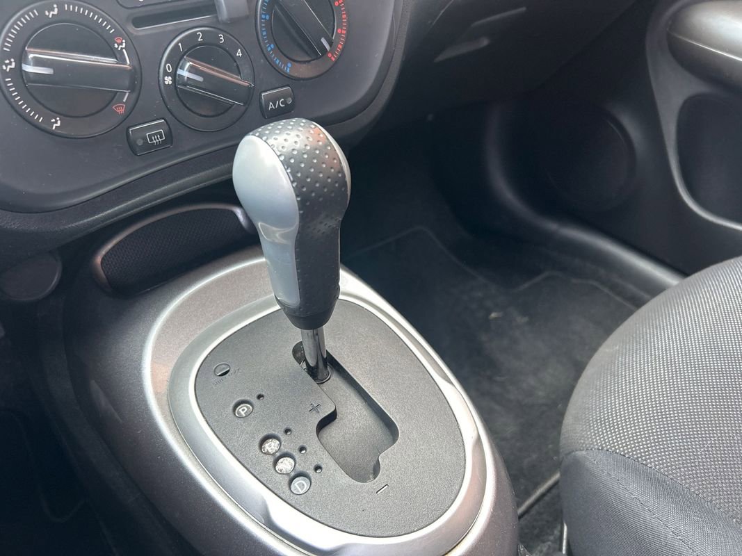 Used 2014 Nissan Juke S AWD/4WD image 11