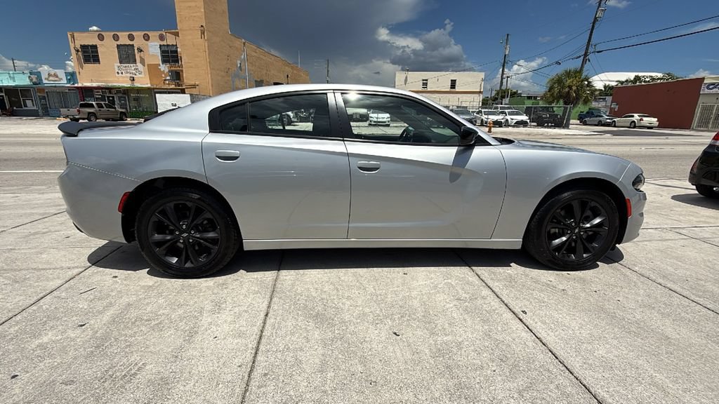 Used 2020 Dodge Charger SXT w/ Blacktop Package AWD/4WD image 14
