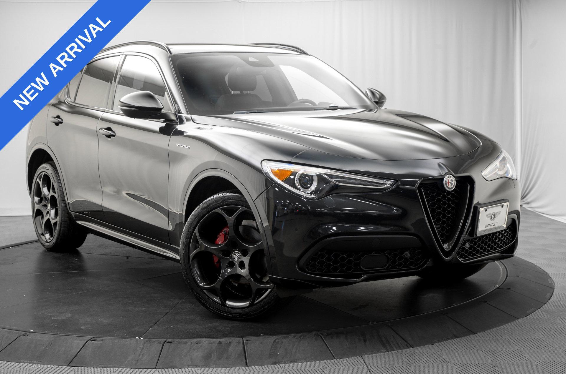 Used 2023 Alfa Romeo Stelvio Veloce