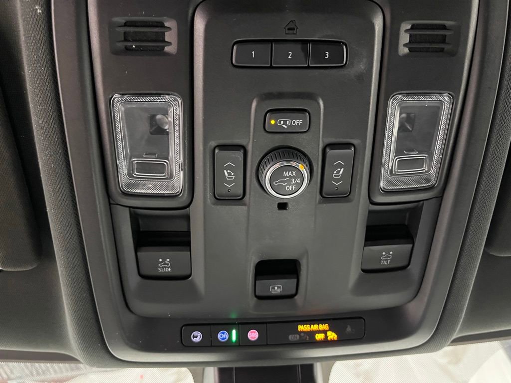 Used 2022 Chevrolet Tahoe LT w/ LT Signature Package AWD/4WD image 20