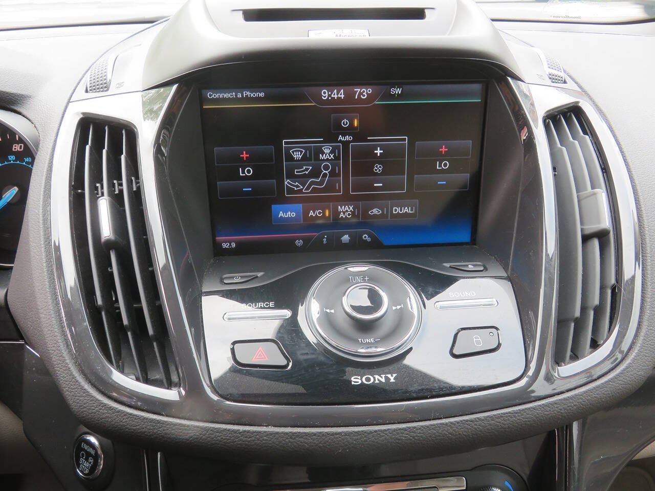 Used 2014 Ford Escape Titanium AWD/4WD image 21