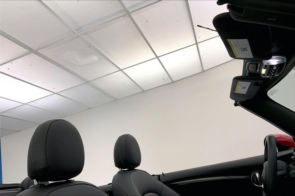 Used 2019 MINI Cooper Convertible w/ Signature Upholstery Package FWD image 26