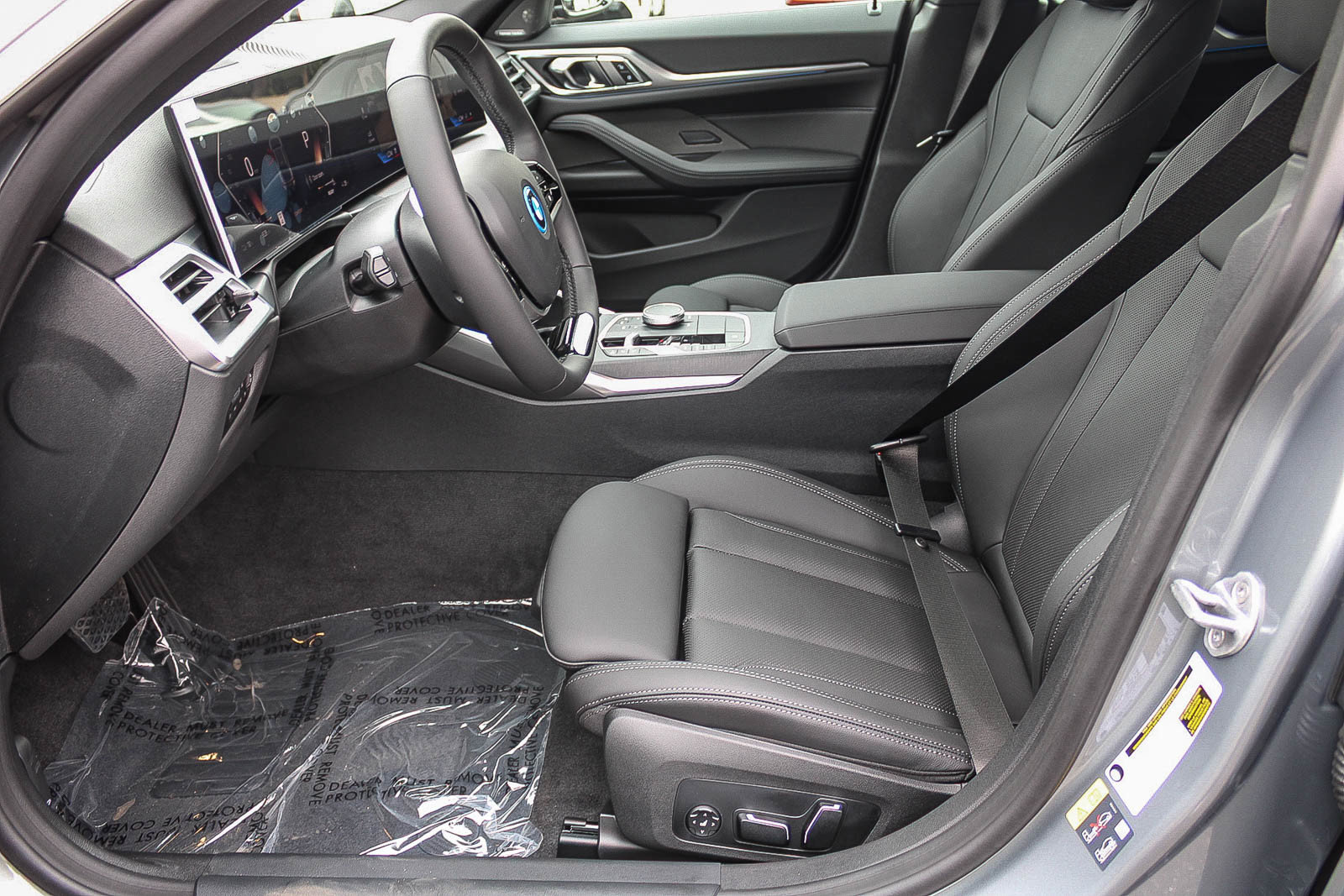 New 2026 BMW i4 eDrive40 w/ Premium Package RWD image 17