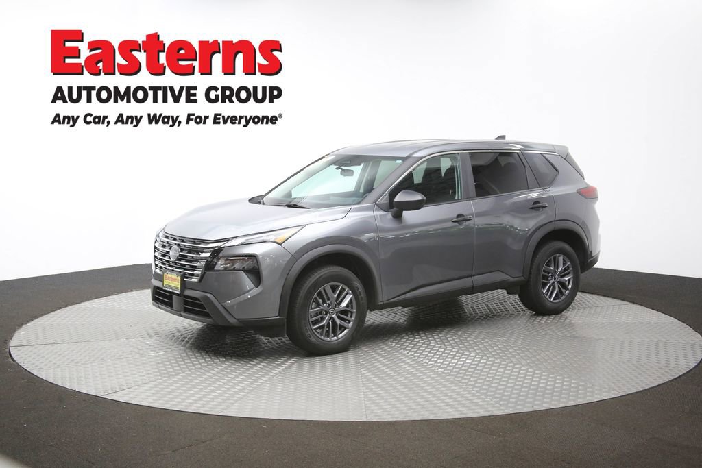 Used 2024 Nissan Rogue S image 58