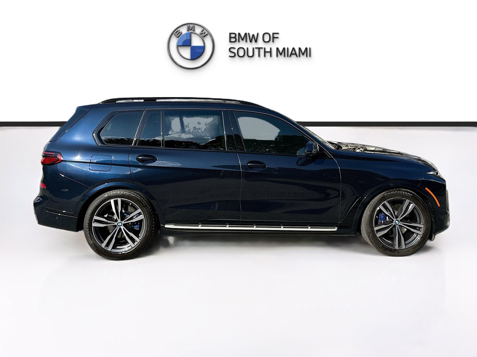 Certified 2023 BMW X7 xDrive40i w/ Executive Package image 8