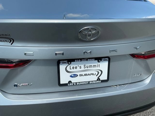 Used 2025 Toyota Camry LE FWD image 4