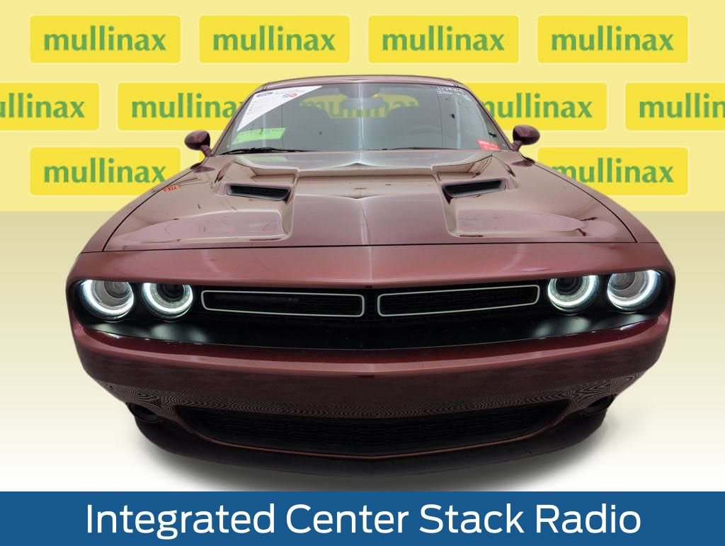 Used 2022 Dodge Challenger SXT image 15