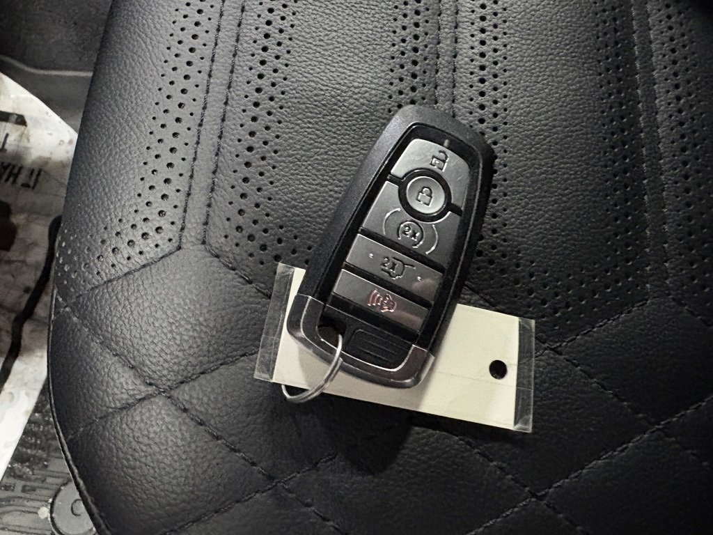 Used 2023 Ford Escape Platinum w/ Premium Technology Package image 11