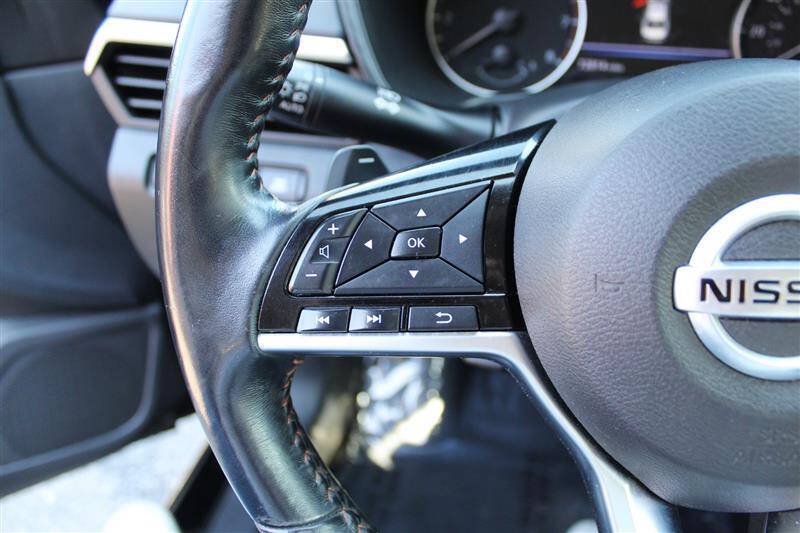 Used 2019 Nissan Altima 2.5 SR FWD image 15