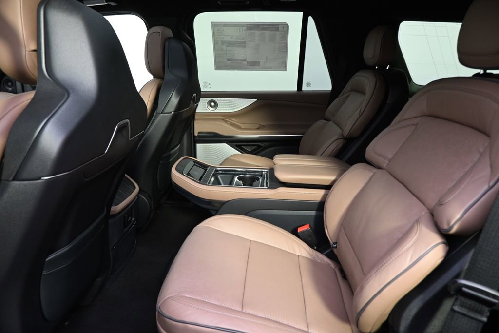 New 2026 Lincoln Navigator Black Label image 21