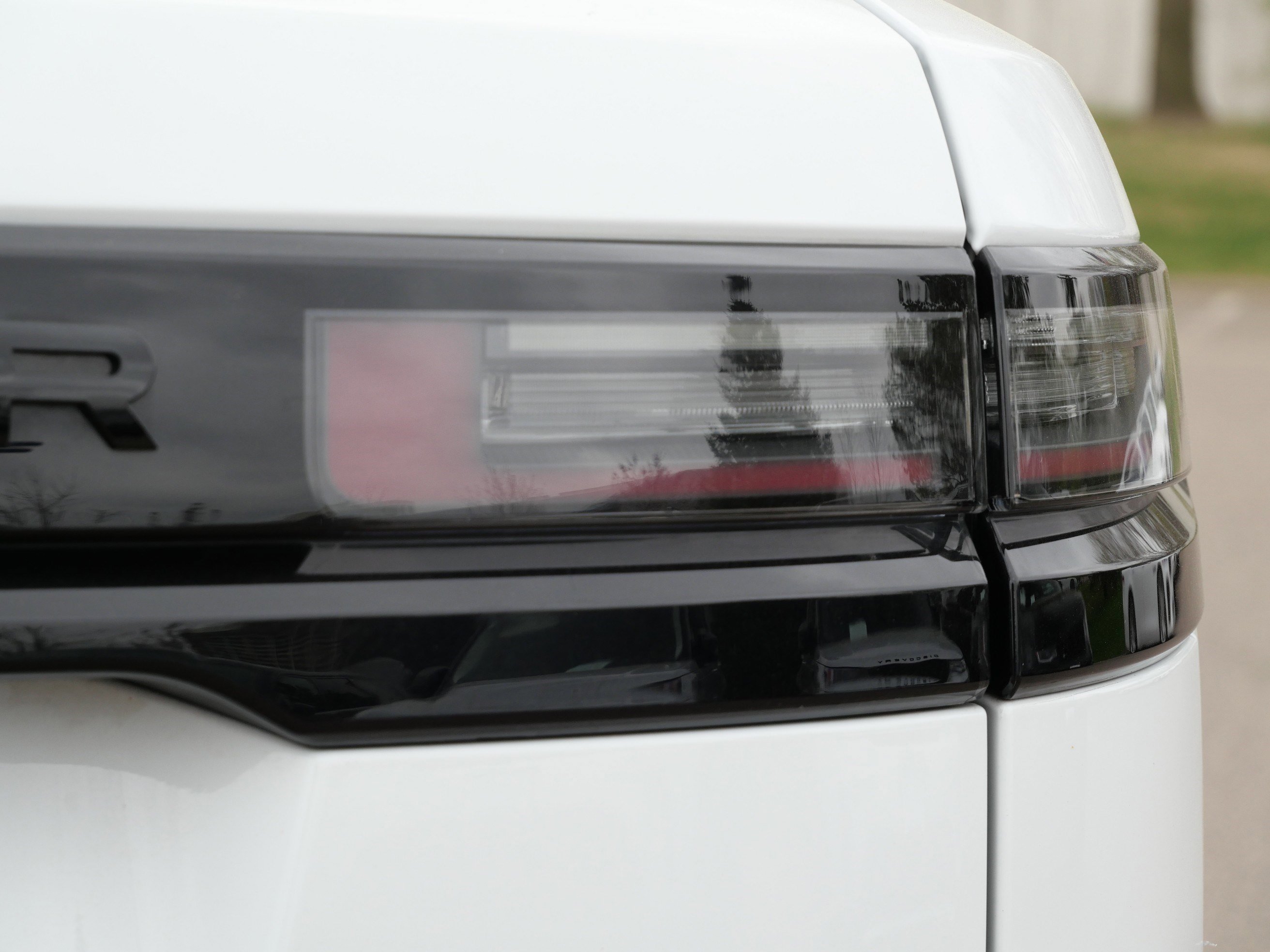 Certified 2026 Land Rover Range Rover Velar S AWD/4WD image 11