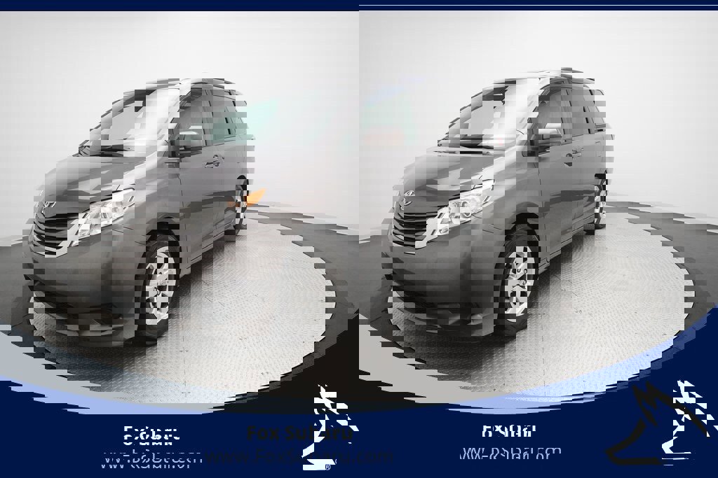 Used 2015 Toyota Sienna LE