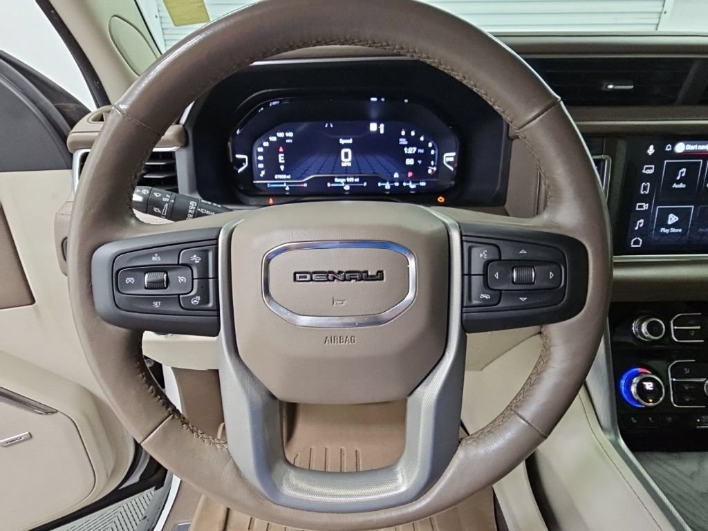 Used 2022 GMC Yukon Denali w/ Advanced Technology Package RWD image 26
