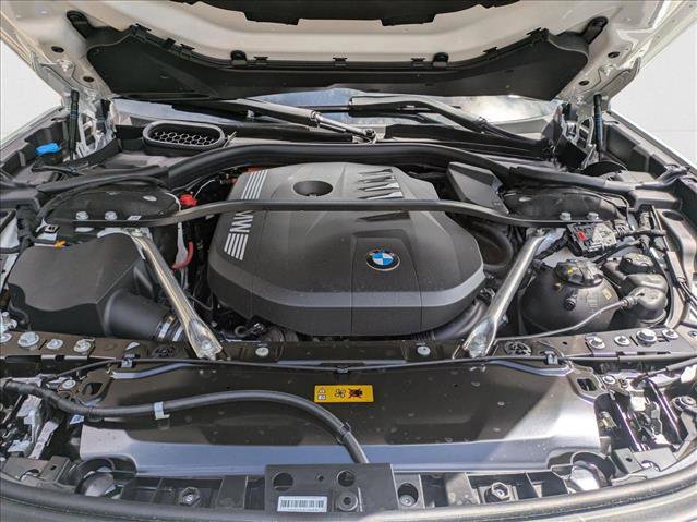 New 2025 BMW 750e xDrive image 18