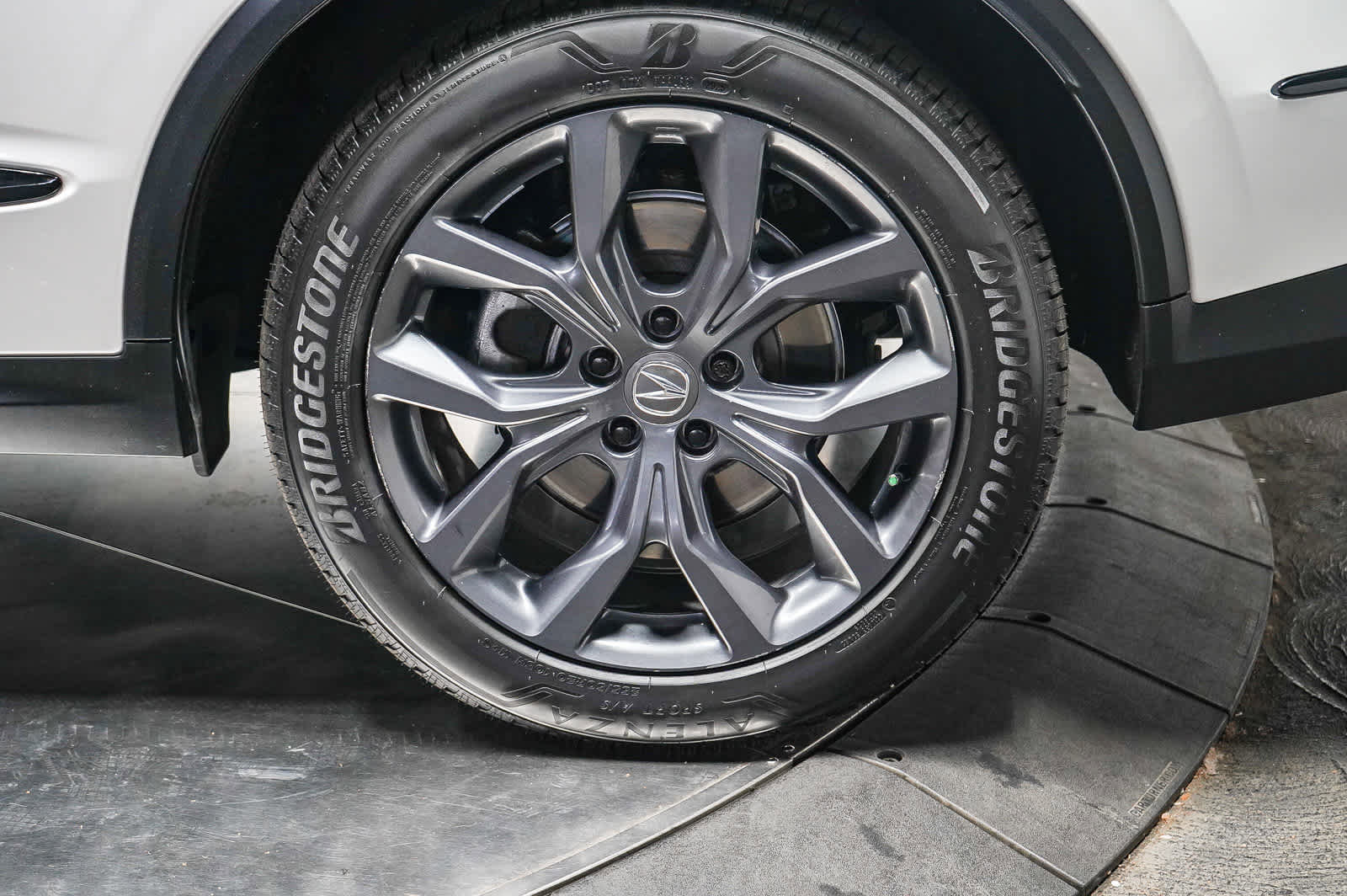 Used 2023 Acura MDX A-Spec image 12